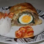 Hackstrudel mit Mangold und Ei