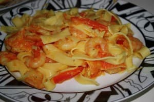 Currynudeln mit Garnelen