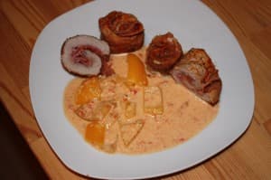 Roulade mit Paprikamousse